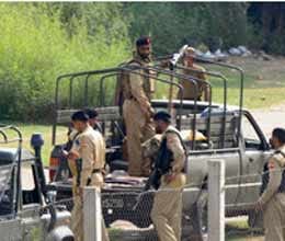 35 killed in taliban attack on pakistan check post