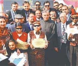 unique car rally organised for visually challenged in chandigarh 