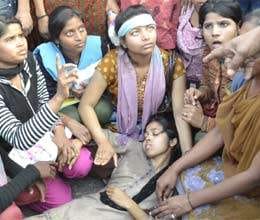 thirty girl students injured in stampede during kanya vidya dhan counseling