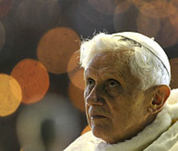 vatican confirms pope benedict has pacemaker
