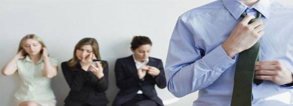 avoid these dressing mistakes during interview