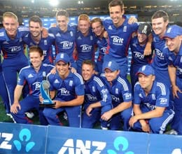 england easy wins odi series against new zealand