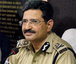 hyderabad blasts found clue in cctv showing suspect on bicycle