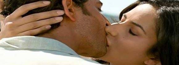 katrina kaif to kiss hrithik roshan again