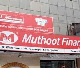 loot in muthoot finance in lucknow  