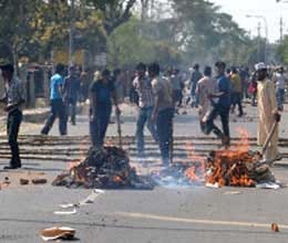 violence after death penalty to Islamic leader, 30 killed