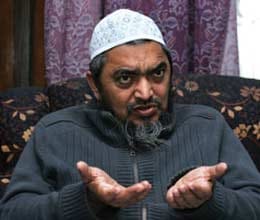 muslims not mind if modi is elected prime minister says vastanvi