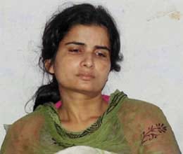 up govt offers jobs to slain dsp wife and brother