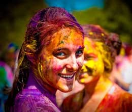 holi celebration with colors of hathras