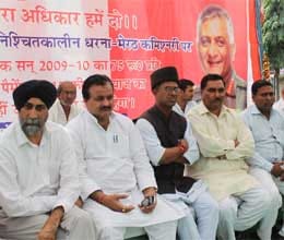 sugarcane farmers sitting on dharna expecting for success 