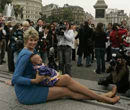 meet the Woman With The World's Longest Legs
