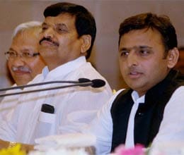 akhilesh yadav's laptops are in bad shape