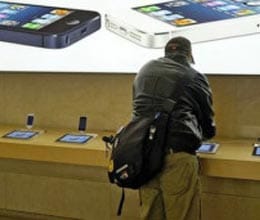 who is ahead apple or google