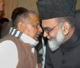 shahi imam syed ahmed bukhari broke relation with samajwadi party