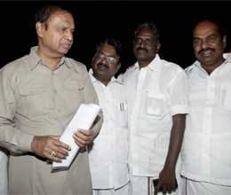 three dmk ministers submit their resignation to pm 