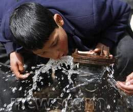 how much water do we waste every day 