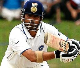 azhar suggestions to master blaster to change stance