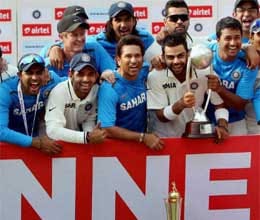 india should look for clean sweep on third day in delhi test