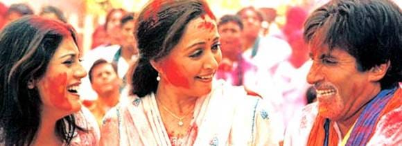 popular holi scenes in bollywood