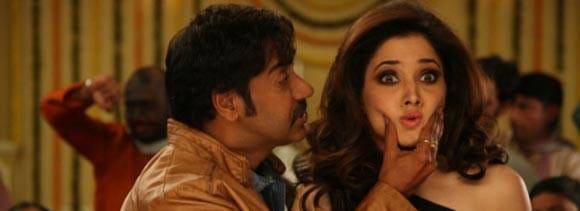 movie review of 'himmatwala'