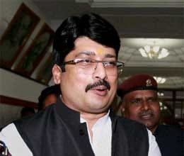 remove all the policemen of kunda says cbi 