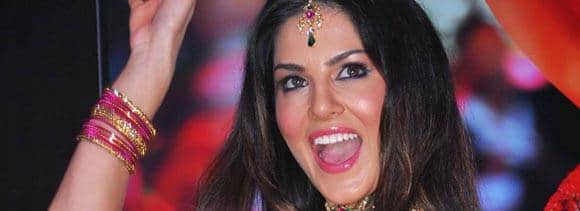 sunny leone wants to be madhuri dixit
