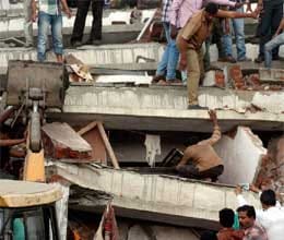 illegal building collapses in thane
