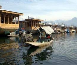 british tourist found raped and murdered in kashmir houseboat
