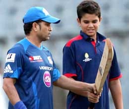 sachin may be playing with son arjun in next ipl