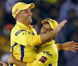 ms dhoni's presence makes it easier for other batsmen says mike hussey