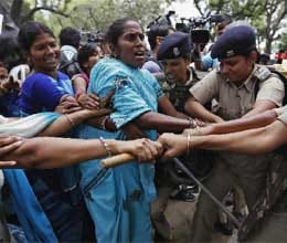 protest against rape in delhi and madhya pradesh 