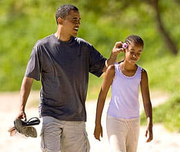 obama threaten his daughters about tatoo