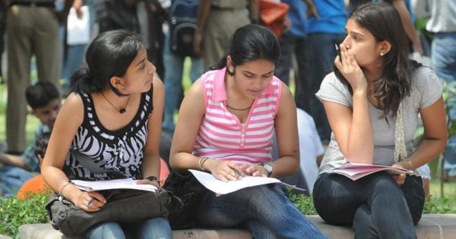 Now, DU blog to help with foundation courses