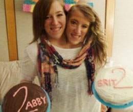 conjoined twins abby and brittany hensel