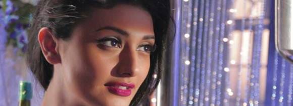 Ragini Khanna grooves to a dance number