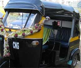 rickshaw distribution in lucknow