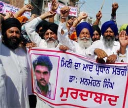 nation mourns on twitter on sarbjits death