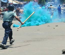 bangladesh violence worsens