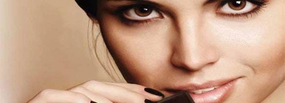 Eating dark chocolate can keep you calm: study