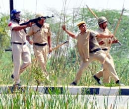six killed in police firing in bihar