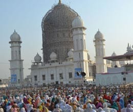 250 foot high temple of jaigurudev would be wonderful