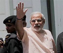 new publicity stunt for narendra modi in lucknow