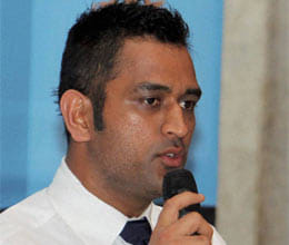 dhoni keeps mum on spot fixing scandal