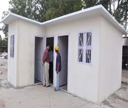two-room house made ??of ten hours
