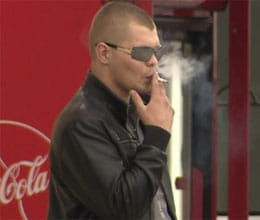 russia bans smoking in public places
