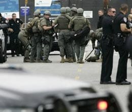six dead in america in attack of unknown gunman 