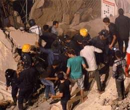 building collapse in mumbai four killed 