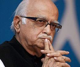 advani meets rss brass discusses polls