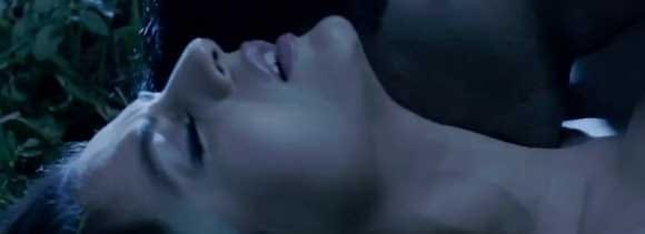 ameesha patel look hot  in shortcut romeo