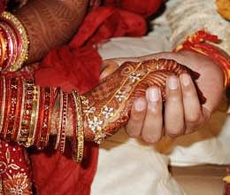 Married constable cheated and got married for second time in jhansi